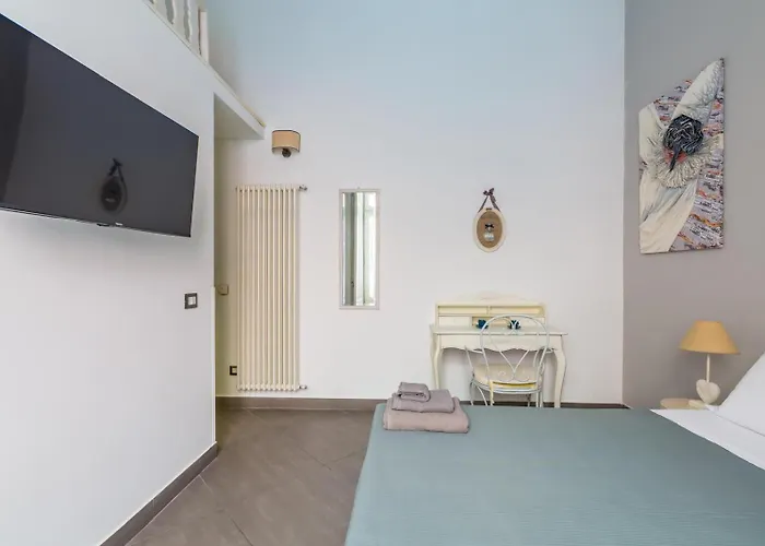 Napoli Relax Rooms-Vicino Lungomare-