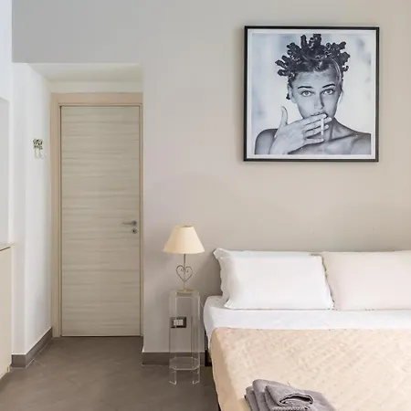 Napoli Relax Rooms-Vicino Lungomare- Exterior photo