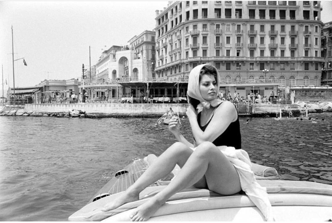 Relax Rooms-vicino Lungomare- Napoli